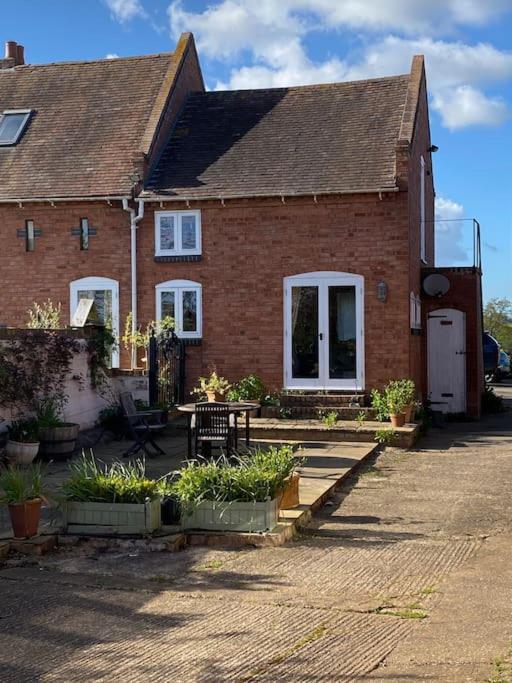 Cottage Barn Conversion On Working Farm Worcester Kültér fotó
